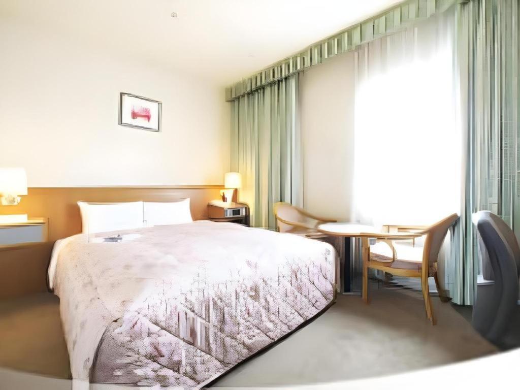 Pearl Hotel Ota Isesaki Exterior photo